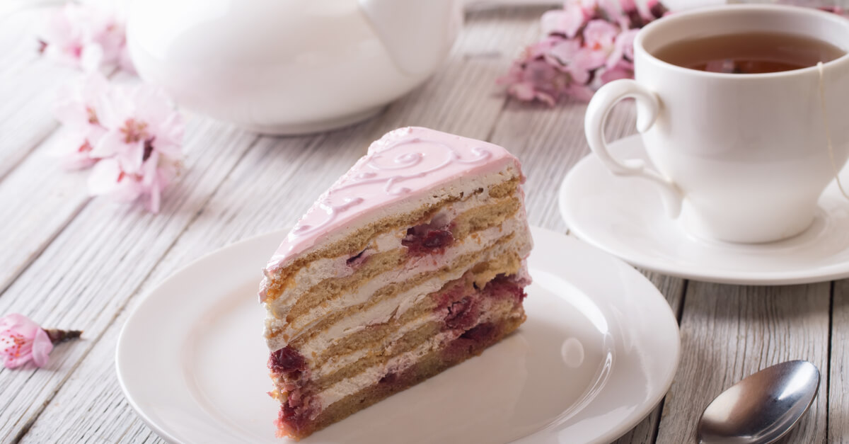 shutterstock-pink-cake-2